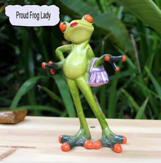 1pc Green Resin Frog Figurine Gift Garden Ornament Proud Frog Lady Home Decor