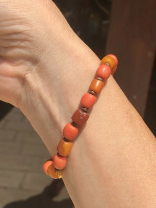 Antique Chinese Natural Baltic Amber And Undyed Old Natural Coral Beads Bracelet 12