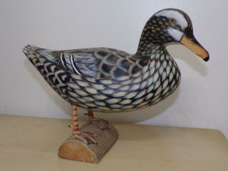 Vintage Hand Carved & Painted Wood Duck Wooden Decoy Folk Art Sculpture J