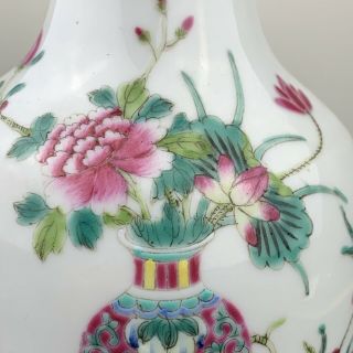 Colorful Antique Early 20th Century Chinese Porcelain Vase With Precious Objects 4