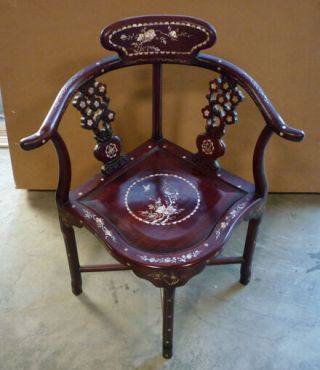 Old Chinese Rosewood Hand Made Corner Chair Inlaid Mother Of Pearl Mop Old