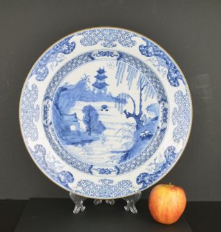A Large 18th Century Chinese Porcelain Blue & White Plate