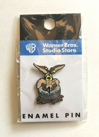 Warner Bros Store Wile E.  Coyote Enamel Pin 1998 Nrfp