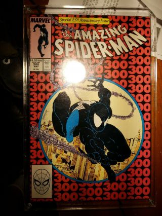 The Spider - Man 300 (may 1988,  Marvel) 1st Venom With Case