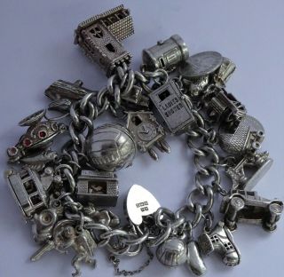 Stunning Vintage Solid Silver Charm Bracelet & 27 Charms.  Rare,  Open,  Move.  110g