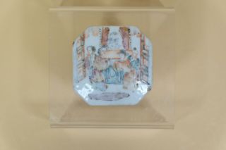 A Chinese Famille Rose Porcelain Ink Box,  Tongzhi.