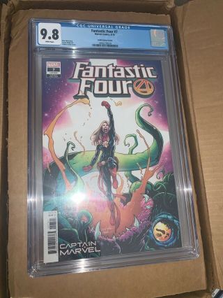 Fantastic Four 7 Cgc 9.  8 Captain Marvel Variant