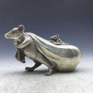 Chinese Antiques - - - Tibet Silver Hand - Carved Money Rat Statue A506
