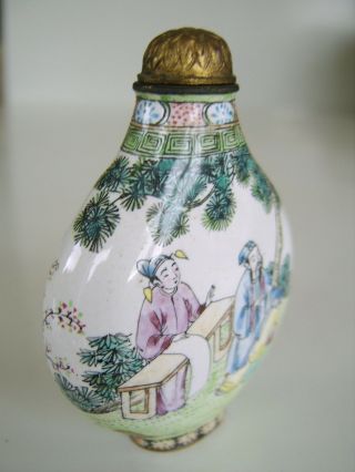FINE OLD ANTIQUE CHINESE CANTON ENAMEL CLOISONNE SNUFF BOTTLE SIGNED TO BASE 5