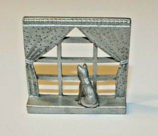 1983 Spoontiques Pewter Figurine Cat Looking Out Window Pp254 1 1/2 " X 1 1/2 "