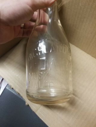 Vtg Highland Park Dairy Glass Milk Bottle One Quart Muskegon Michigan 4