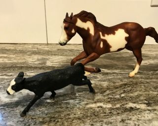 Breyer Classic 3354 Wahoo King,  Legendary Horse And Calf