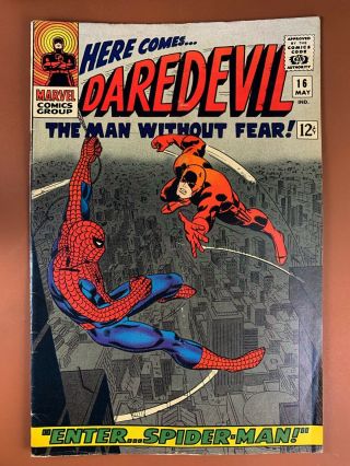 Daredevil 16 (1966 Marvel Comics) Spider - Man Appearance Silver Age