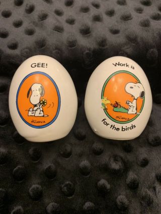 Set Of Two Snoopy “peanuts” Charlie Brown Aviva Vintage Ceramic Easter Eggs