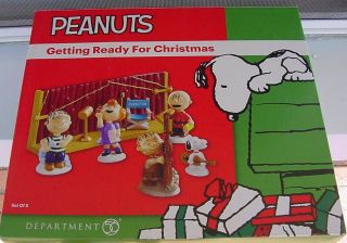 Peanuts Village Dept.  56 Getting Ready For Christmas Pageant 5pc Village Nib