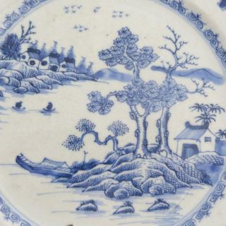LARGE CHINESE BLUE AND WHITE PORCELAIN PLATE,  18TH CENTURY,  KANGXI PERIOD 2
