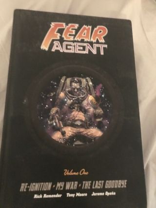 Fear Agent Library Edition Volume 1 Dark Horse Deluxe Hardcover Rare Remender