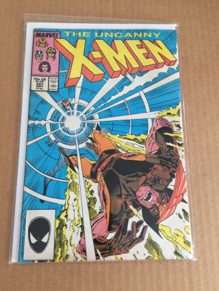 The Uncanny X - Men 221 " 1st.  Mr.  Sinister " Marvel Comic