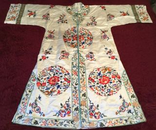 Vintage Chinese White Silk Embroidered Women Robe,