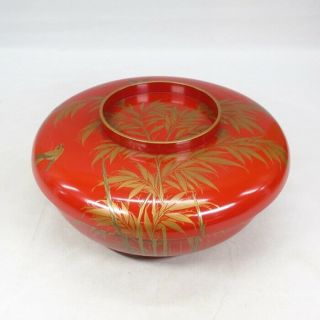 A289: Japanese Old Lacquered Big Covered Bowl W/great Makie Of Bamboo & Sparrow
