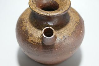 d884 Antique Japanese Bizen Pottery Sake Server Tokkuri Choshi by Toshu Yamamoto 3