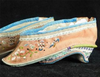ANTIQUE 19TH CENTURY CHINESE EMBROIDERED SILK LOTUS SHOES BOUND FEET 2