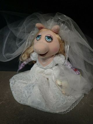 Vtg 2000 Miss Piggy Plush Bride Doll Rare Muppets