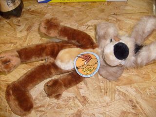 Vintage 1971 Wile E Coyote Plush Stuffed Animal Mighty Star 18 Inch w/ tag 2