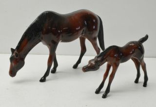 Breyer Hartland Horse Family Adult,  Mare Set Of 2 Toy Figure