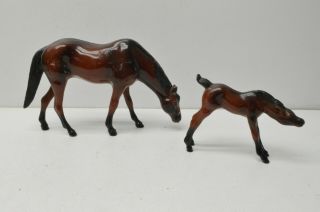 Breyer Hartland Horse family Adult,  Mare set of 2 Toy Figure 5