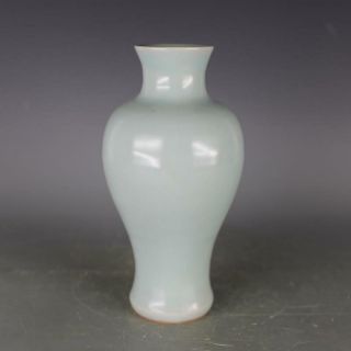 Chinese Old Longquan Kiln Pink Green Glaze Porcelain Vase