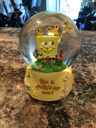 Spongebob Squarepants Enesco Musical Snow Globe