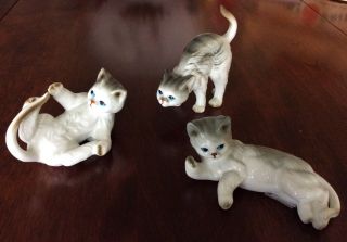 Set of 3 Vintage Bone China Cat Kitten Figurines Taiwan 2