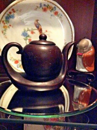Vintage Chinese Yixing Zisha Clay Tea Pot Signed On Pot And Lid