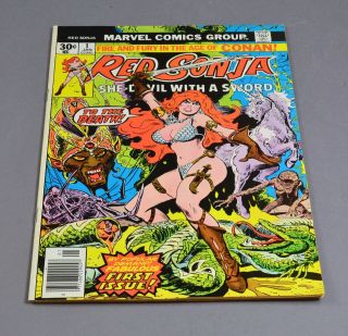 Red Sonja She - Devil With A Sword 1 Marvel Comic Graded 8.  5 Vf,