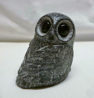 Cute Canadian Wolf Sculpture Of A Dark Gray Soapstone Owl Figurine.