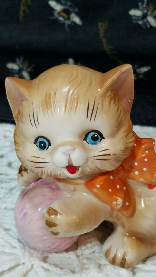 Vintage Ceramic Hand Painted Cat/Kitten w/Ball Figurine 2