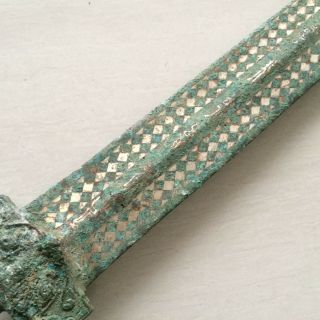 antique The ancient Chinese bronze sword. 3