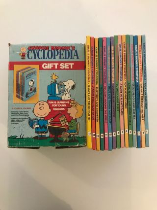 Vintage Charlie Brown Encyclopedia Set 1 - 15 Hardcover With Box