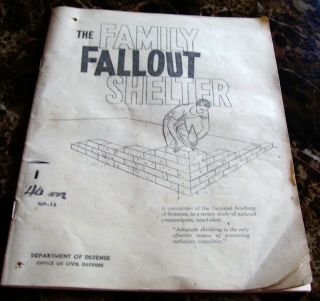 Family Fallout Shelter 1959 Civil And Defense Mobilization Government Pamphlet