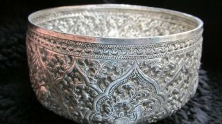 ANTIQUE LATE 19TH EARLY 20TH CENTURY INDIAN KUTCH SOLID SILVER BOWL 147g 2