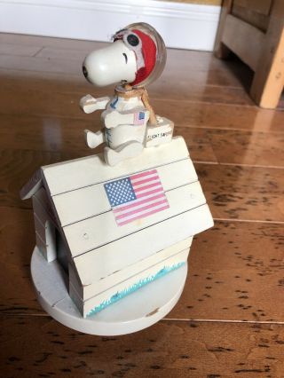 Schmid Music Box Snoopy Fly Me To The Moon 1969