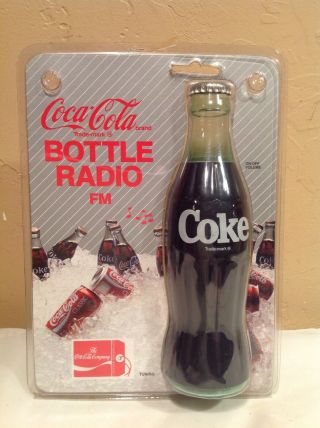 Vintage 1989 Coca - Cola Fm Bottle Radio In Package