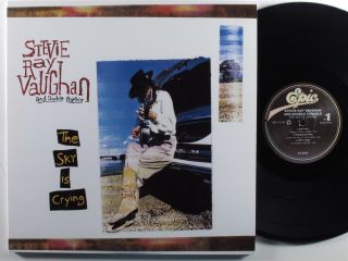 STEVIE RAY VAUGHN & DOUBLE TROUBLE The Sky Is Crying EPIC/ANALOGUE 2XLP NM 200g 2