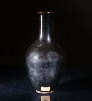 Chinese Antique Black Glazed Vase,  Late Ching Dynasty.