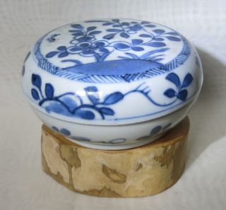 Antique Chinese Porcelain Trinket Box,  Qing Dynasty