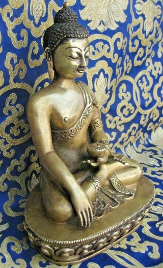 Antique Handmade Bronze Shakyamuni Buddha Rupa,  Nepal 8