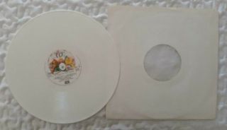 Queen A Night at the Opera White - Colored Vinyl Gatefold LP,  1976. 4