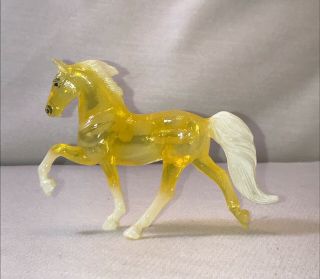 Breyer Custom Stablemate Suncatcher Tennessee Walking Horse In Palomino