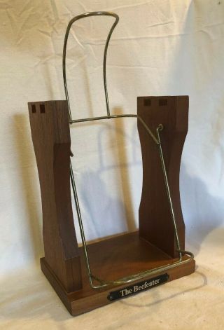 Vintage Gin 1 Gallon " The Beefeater " Wood & Wire Tilt / Swing Stand Pourer.